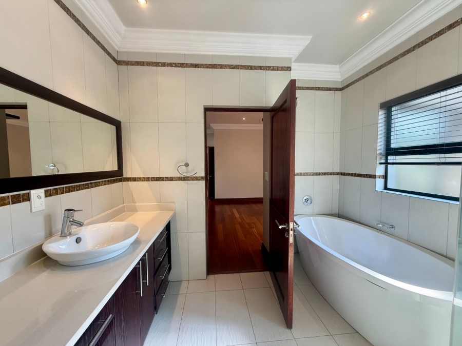 4 Bedroom Property for Sale in Pecanwood Estate North West